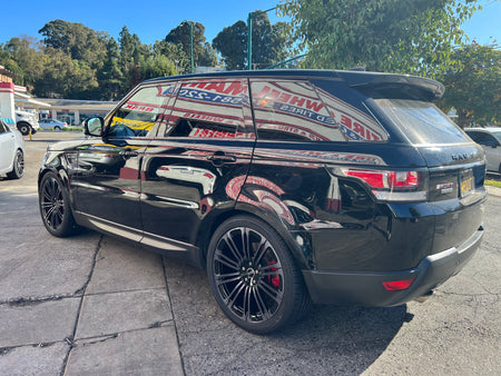 22-inch black clear automotive wheels by OE Style Wheels on Range Rover Defender, Discovery, LR3, LR4, HSE, Sport, SVR, and Supercharged models