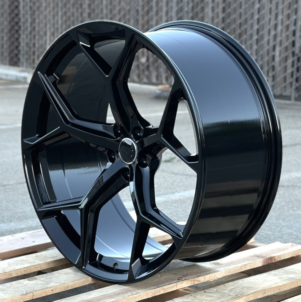 Set of 21-inch OE Style RS6 performance wheels for Audi A5, S5, A6, S6, A7, S7, RS5, RS6, RS7, Q5, Q7, and Q8 vehicles.