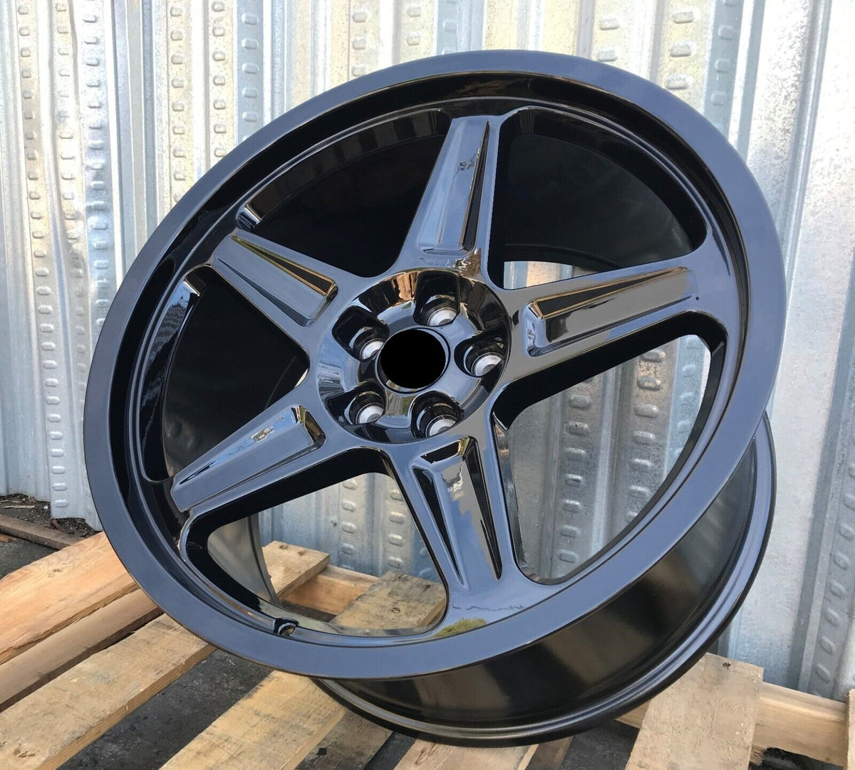 20-inch gloss black Demon Style OE Wheels for Dodge Challenger, Charger, Demon GT, RT, SRT, SXT, and Hellcat vehicles.