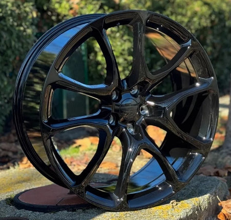 20-inch Hellcat style gloss black wheels by OE Style Wheels on Dodge Durango and Jeep Grand Cherokee SUVs.