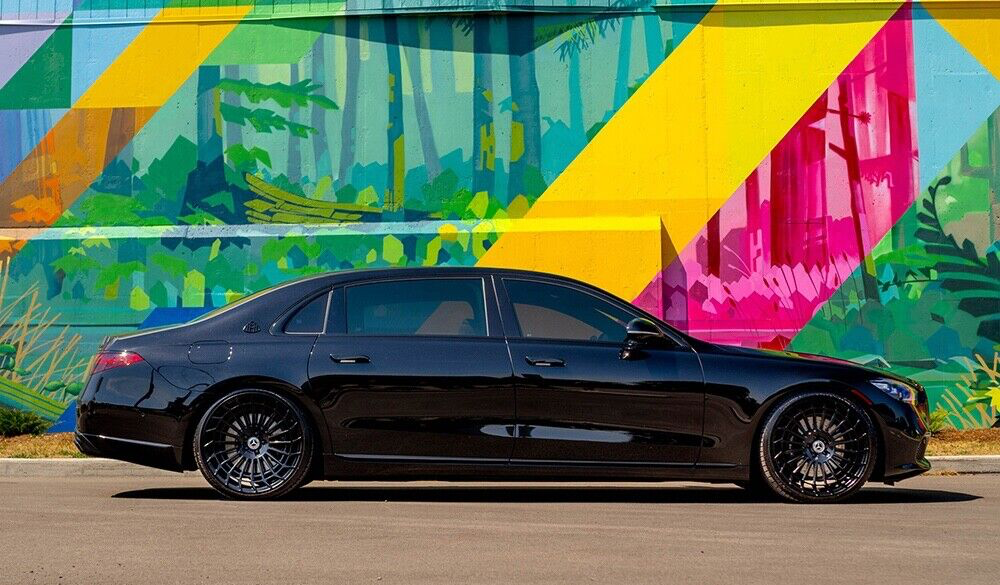 22-inch Gloss Black Mesh Mercedes wheels by OE Style Wheels, fits CLS, S, GLE, GLS, AMG models, automotive rims and wheels.