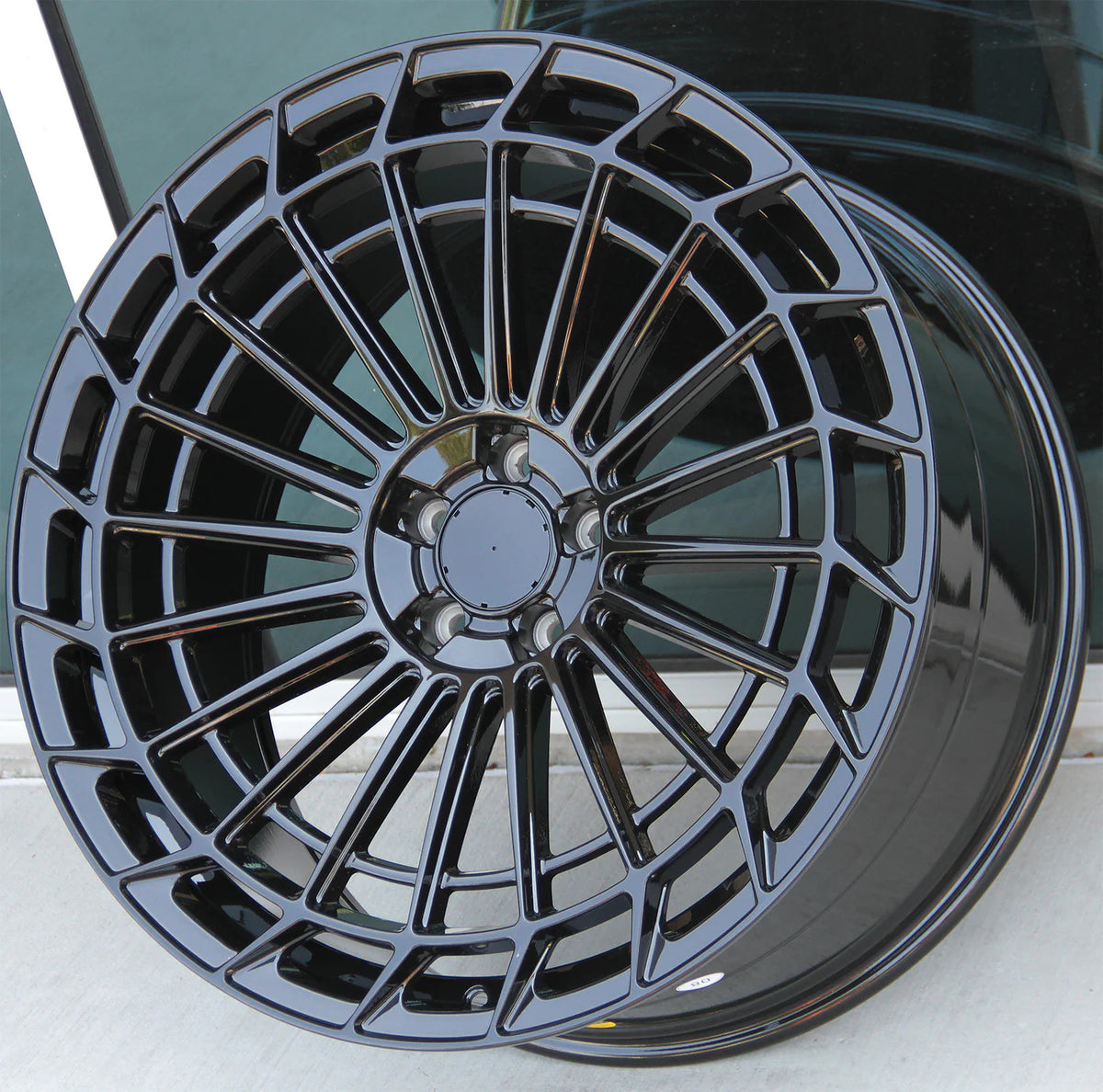 22-inch OE Style Wheels mesh gloss black rims for Mercedes CLS, S, GLE, GLS, and AMG models.