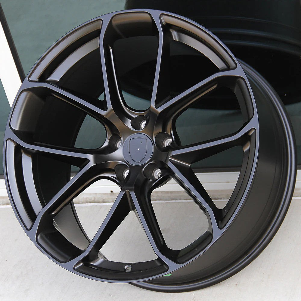 21-inch OE Style Wheels Turbo Style matte black wheels on a Porsche Macan, showcasing a sleek, sporty design.