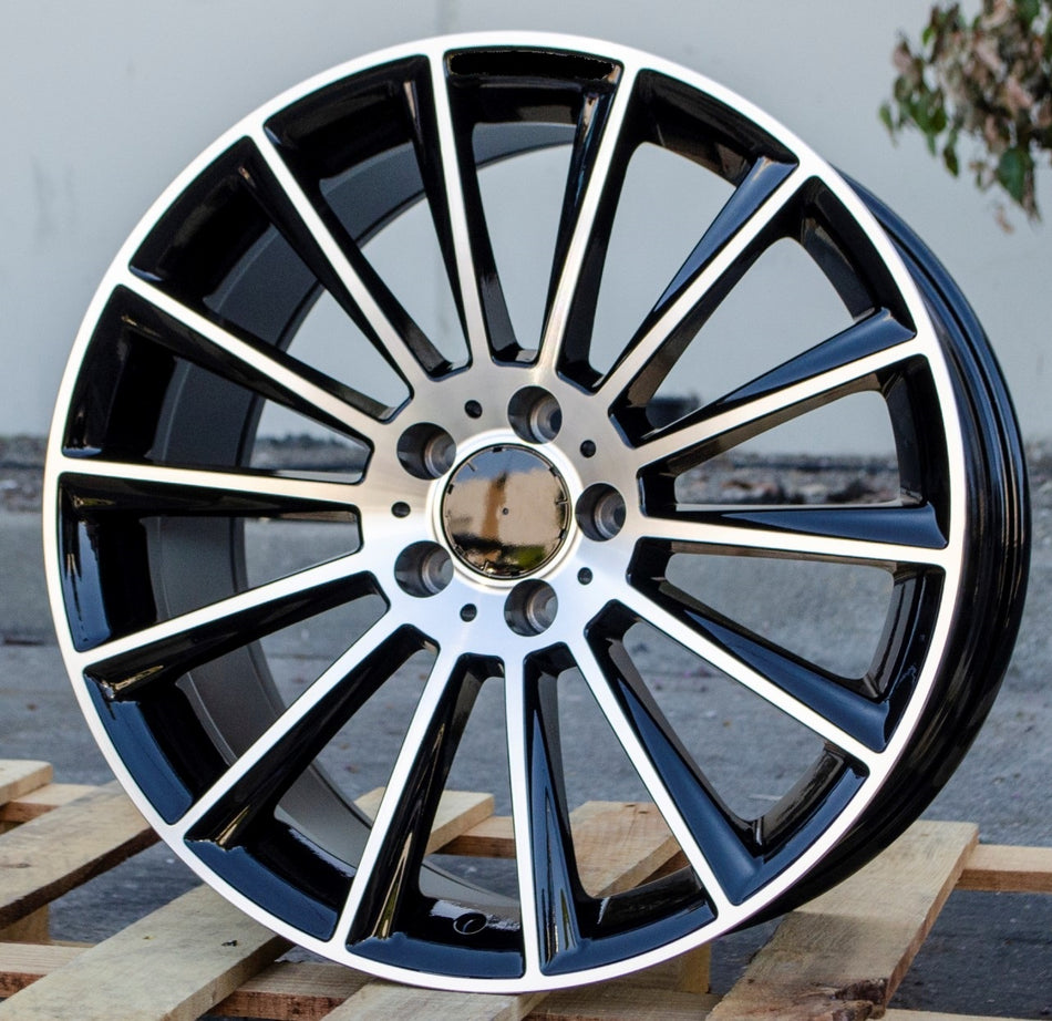 18-inch black machined face wheels by OE Style Wheels for Mercedes-Benz CLA, C-Class, E-Class, and AMG models.