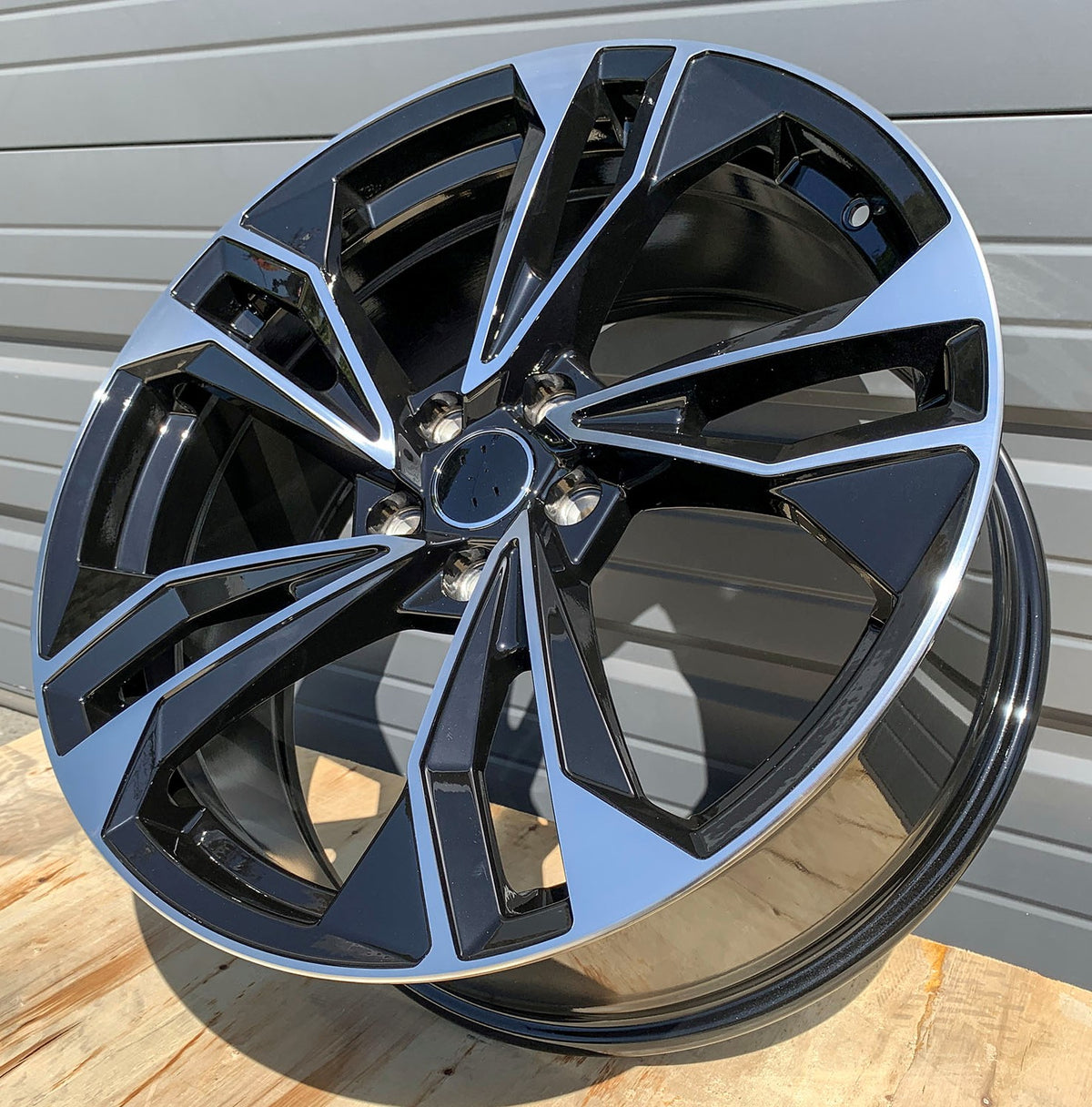 19-inch OE Style Wheels for Audi models including A3, S3, A4, S4, A5, S5, A6, S6, A7, S7, A8, S8, Q5, SQ5, RS3, RS5, RS7,