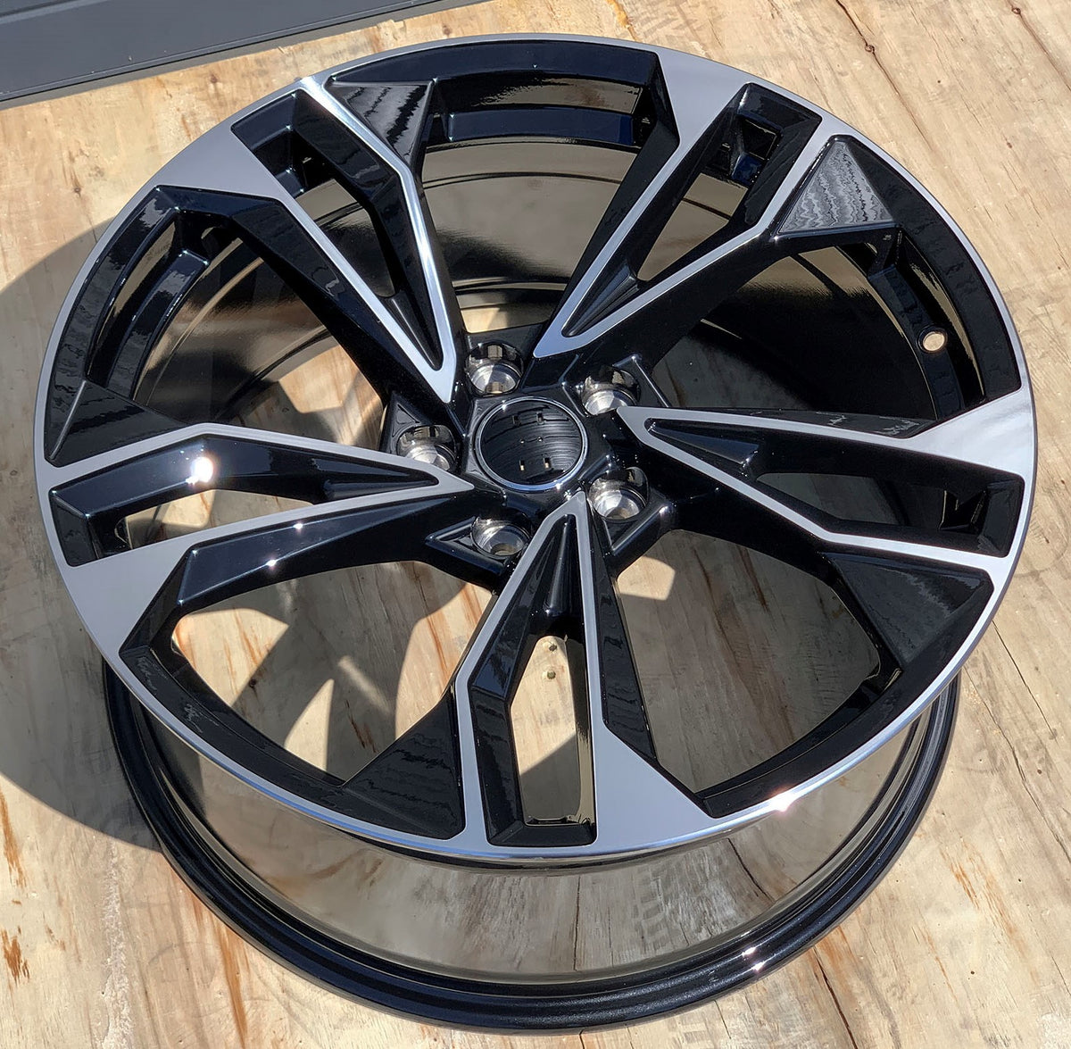 19-inch OE Style Wheels for Audi A3, S3, A4, S4, A5, S5, A6, S6, A7, S7, A8, S8, Q5, SQ5, RS3, RS5, RS7, TT,