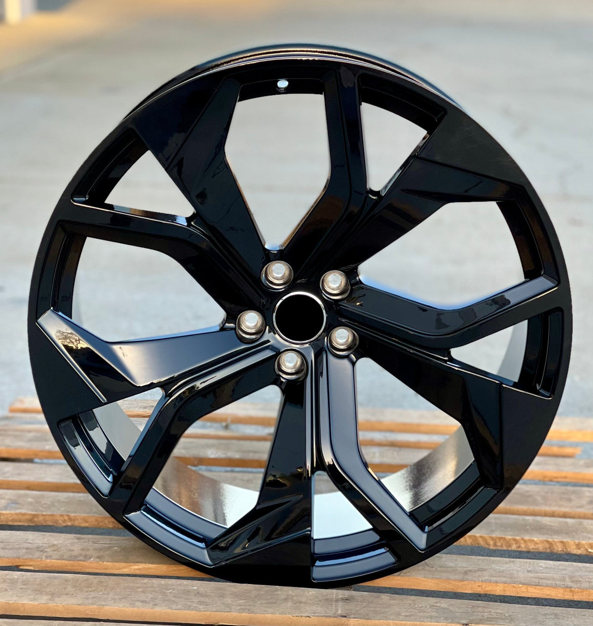 Set of four OE Style 20-inch gloss black RS style wheels for Audi A5, S5, A6, S6, A7, S7, Q5, Q7, Q8, SQ7, RSQ8, e-tron