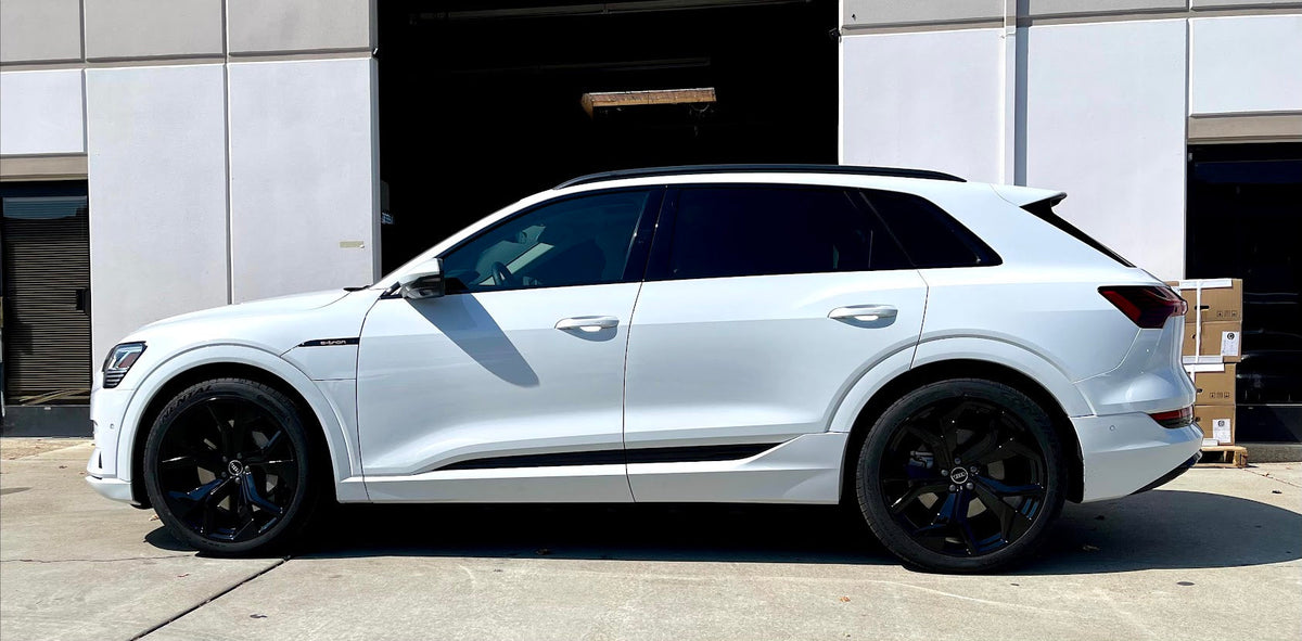 Set of 4 OE Style 20-inch gloss black wheels for Audi A5, S5, A6, S6, A7, S7, Q5, Q7, Q8, RSQ8, and e-tron models.