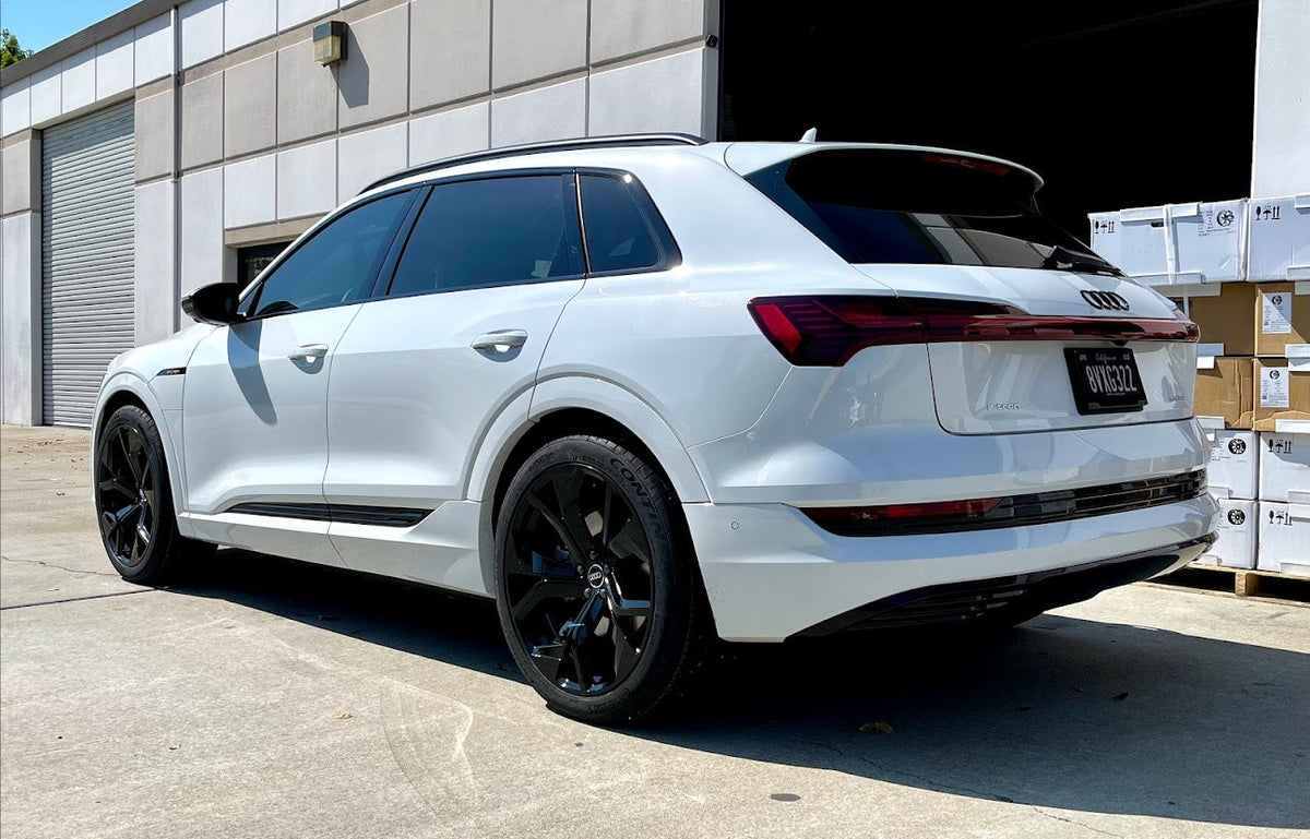 Set of four OE Style RS Gloss Black wheels for Audi A5, S5, A6, S6, A7, S7, Q5, Q7, Q8, SQ7, RSQ8, and e-tron models.