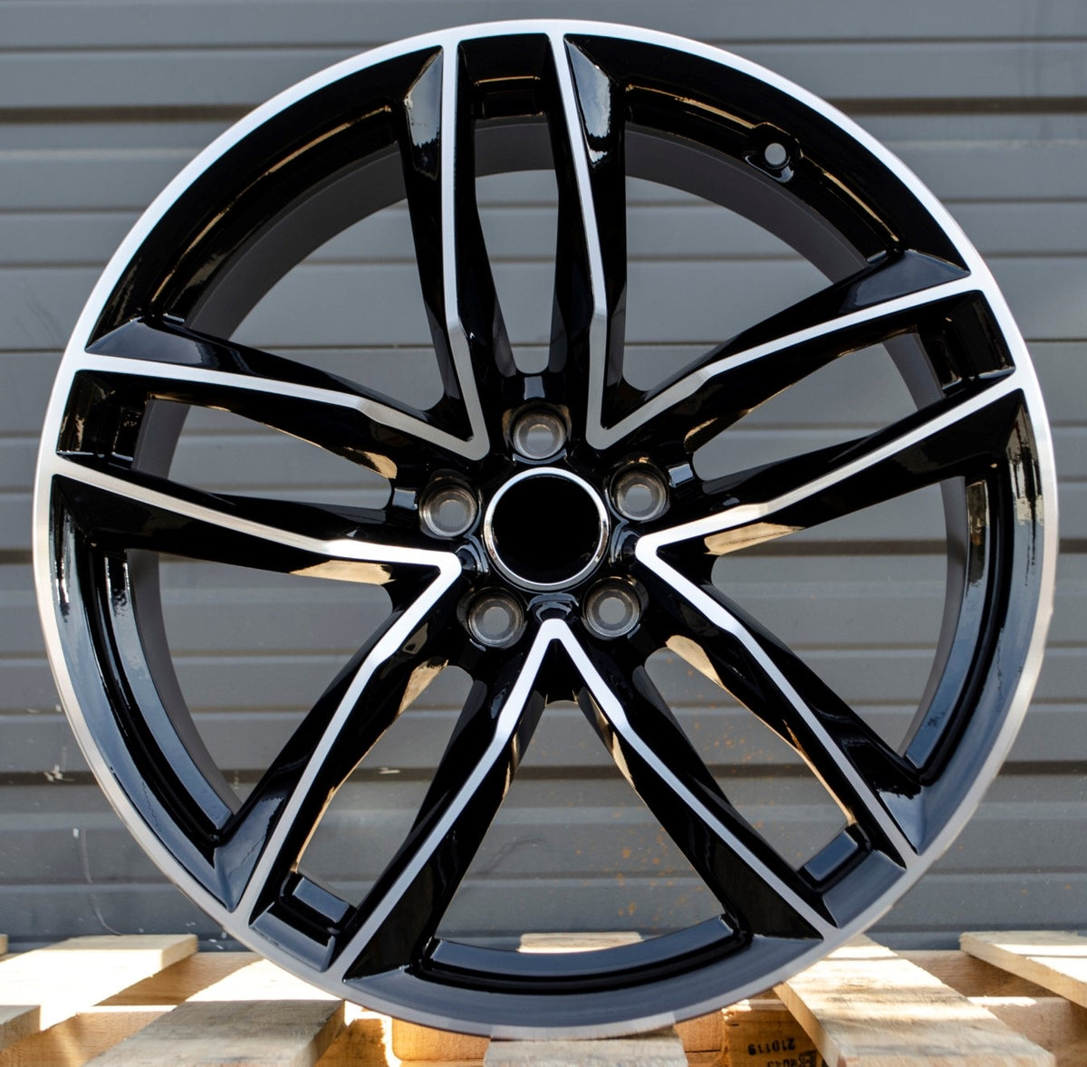 Set of four 20-inch OE Style RS6 black machined wheels for Audi A3, S3, A4, S4, A5, S5, A6, S6, A7, S7, A8, S8, Q5, SQ5, RS3